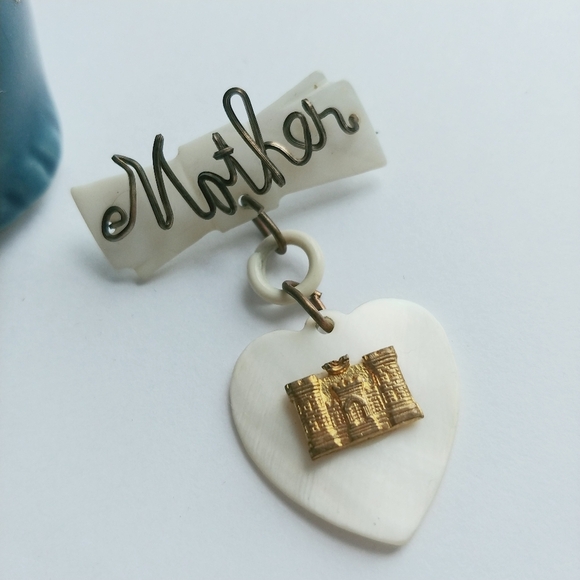 Vintage Antique Mother Shell Brooch Pin - Picture 1 of 2